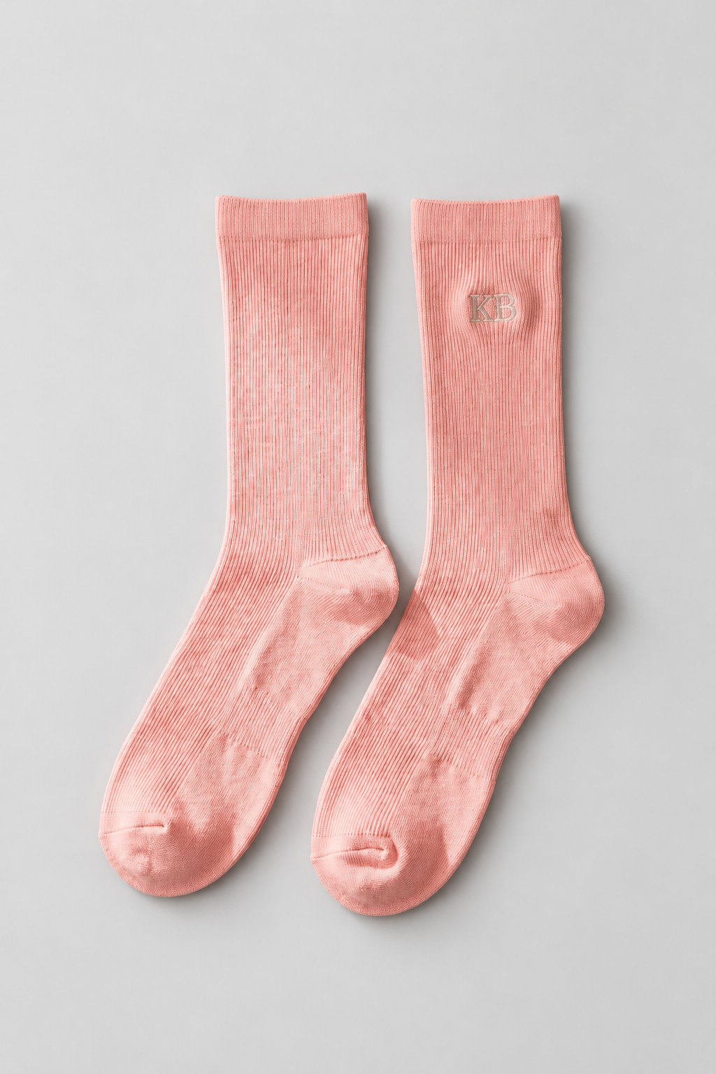 EMBROIDERED UNISEX ANKLE SOCKS PINK