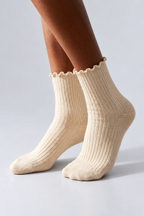 WOMEN ANKLE FRILLED SOCKET SOCKS LIGHT BROWN