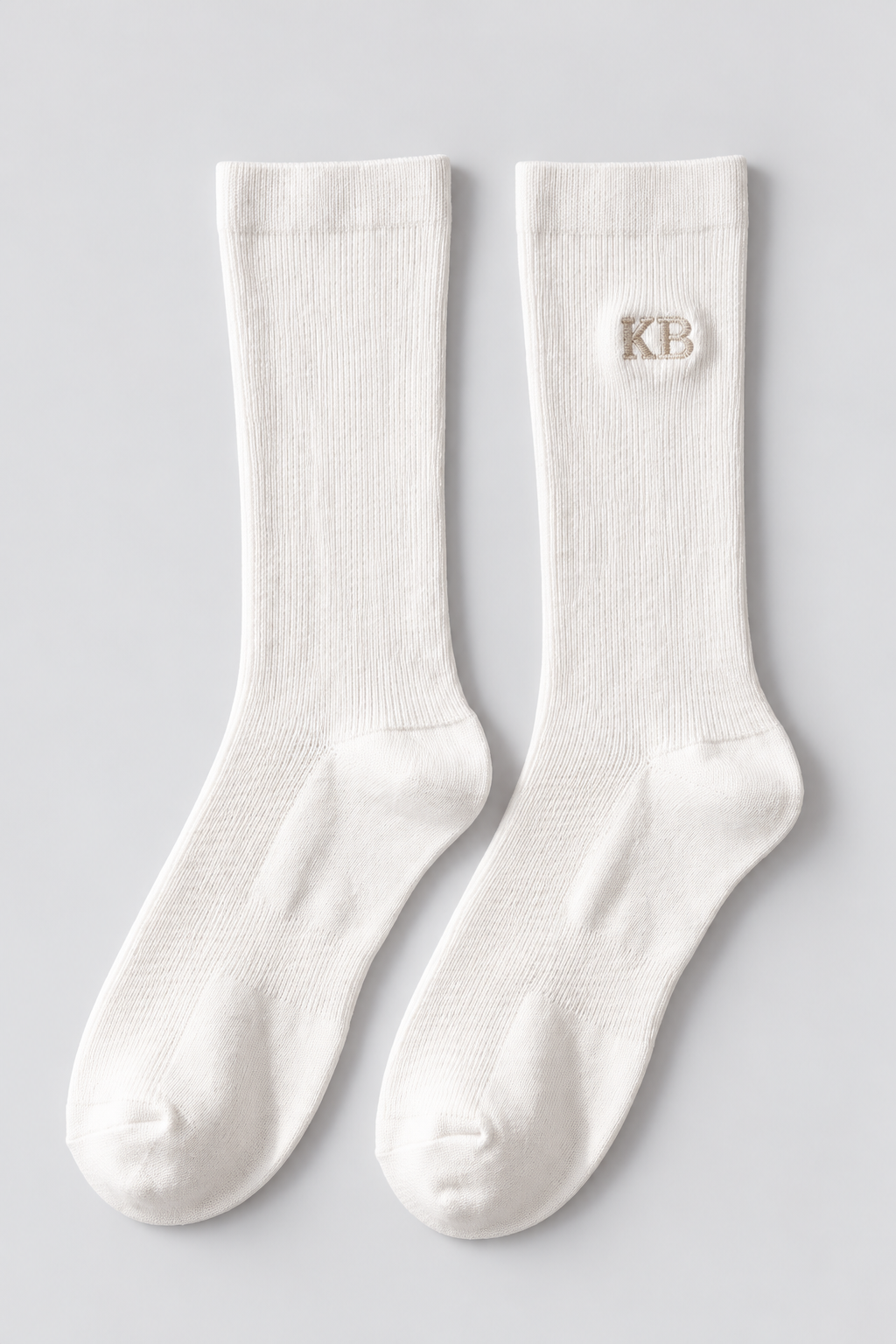 EMBROIDERED UNISEX ANKLE SOCKS WHITE
