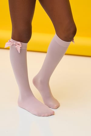KIDS KNEE SOCKS WITH ACCESSORIES SOFT PINK
