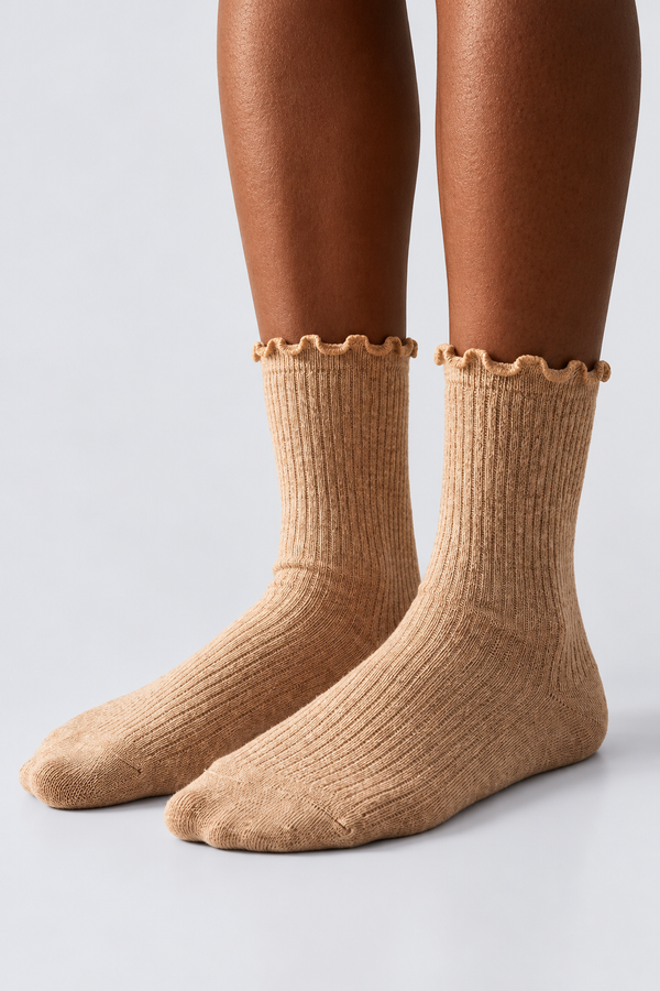 WOMEN ANKLE FRILLED SOCKET SOCKS BROWN