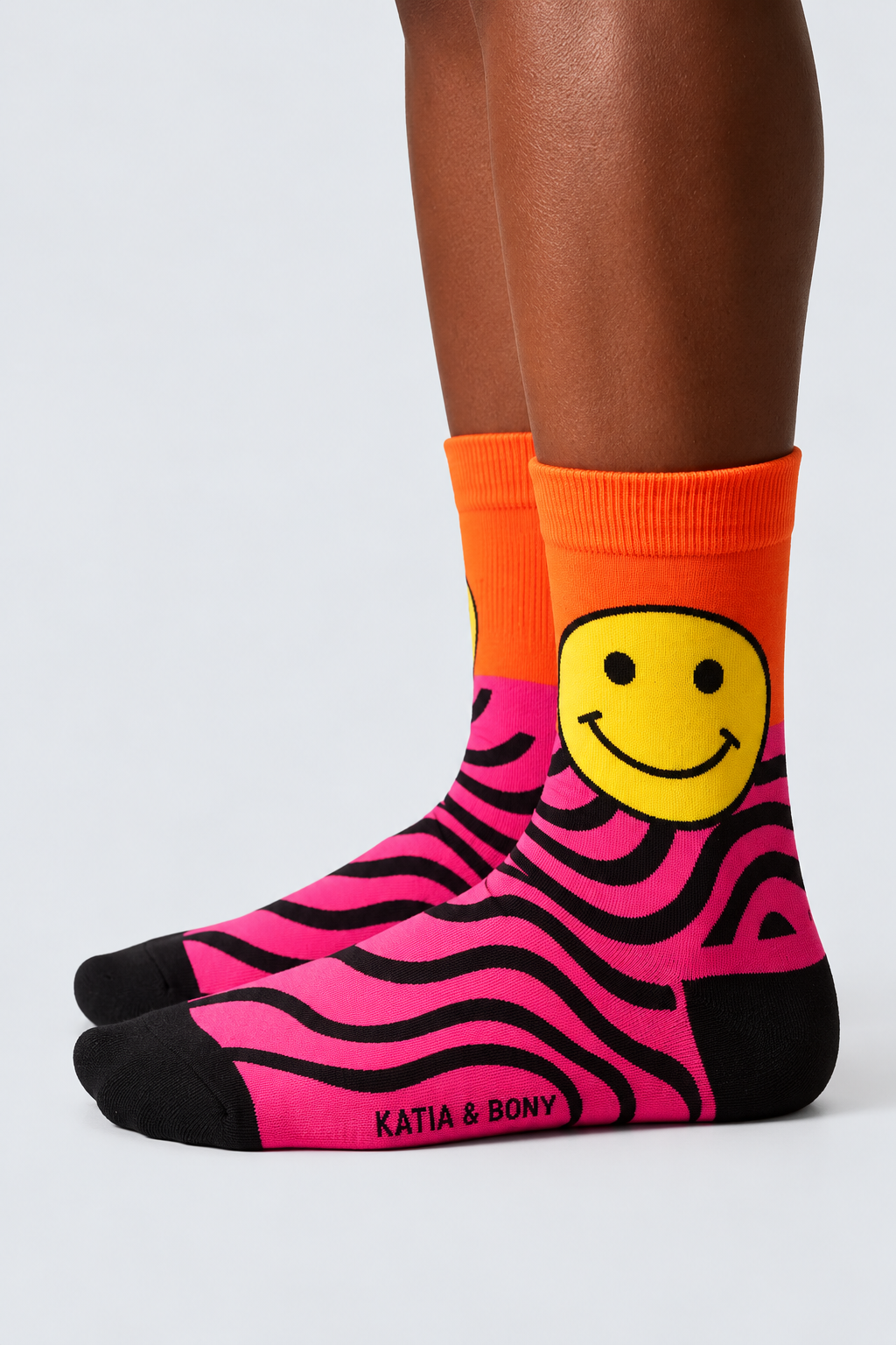 SMILING FACE UNISEX SOCKS MIX