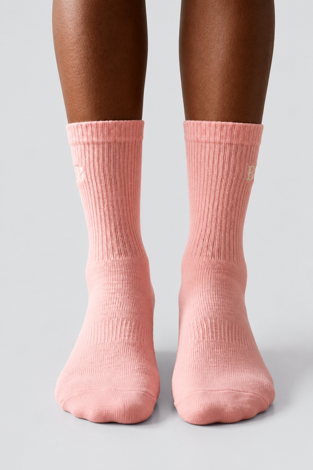 EMBROIDERED UNISEX ANKLE SOCKS PINK