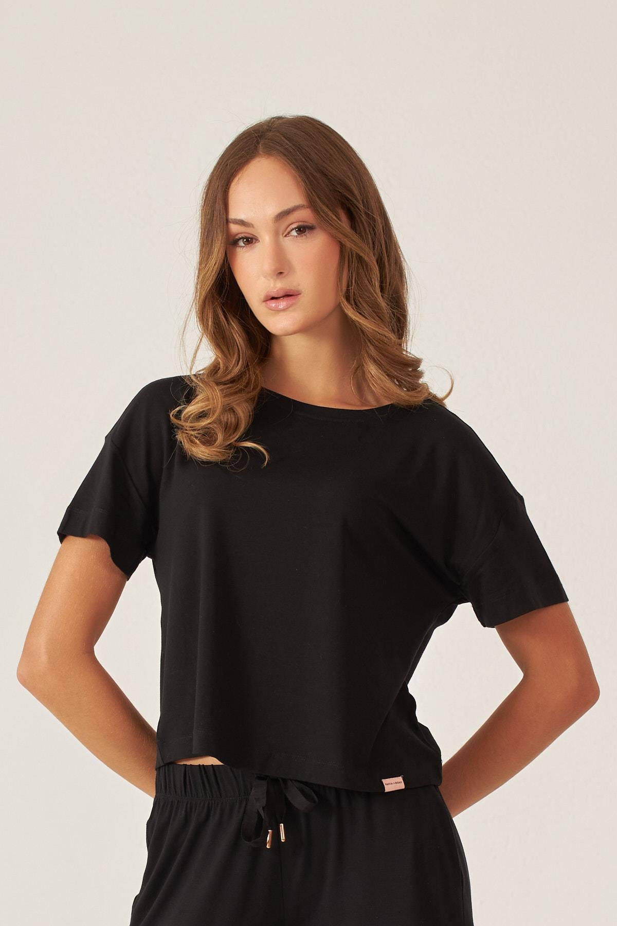 LUXURY WOMEN'S SHORT SLEEVE TSHIRT BLACK
