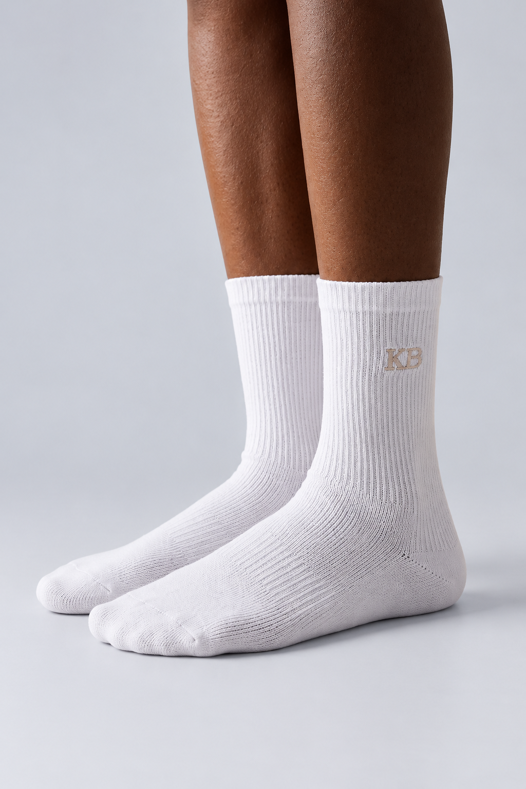 EMBROIDERED UNISEX ANKLE SOCKS WHITE