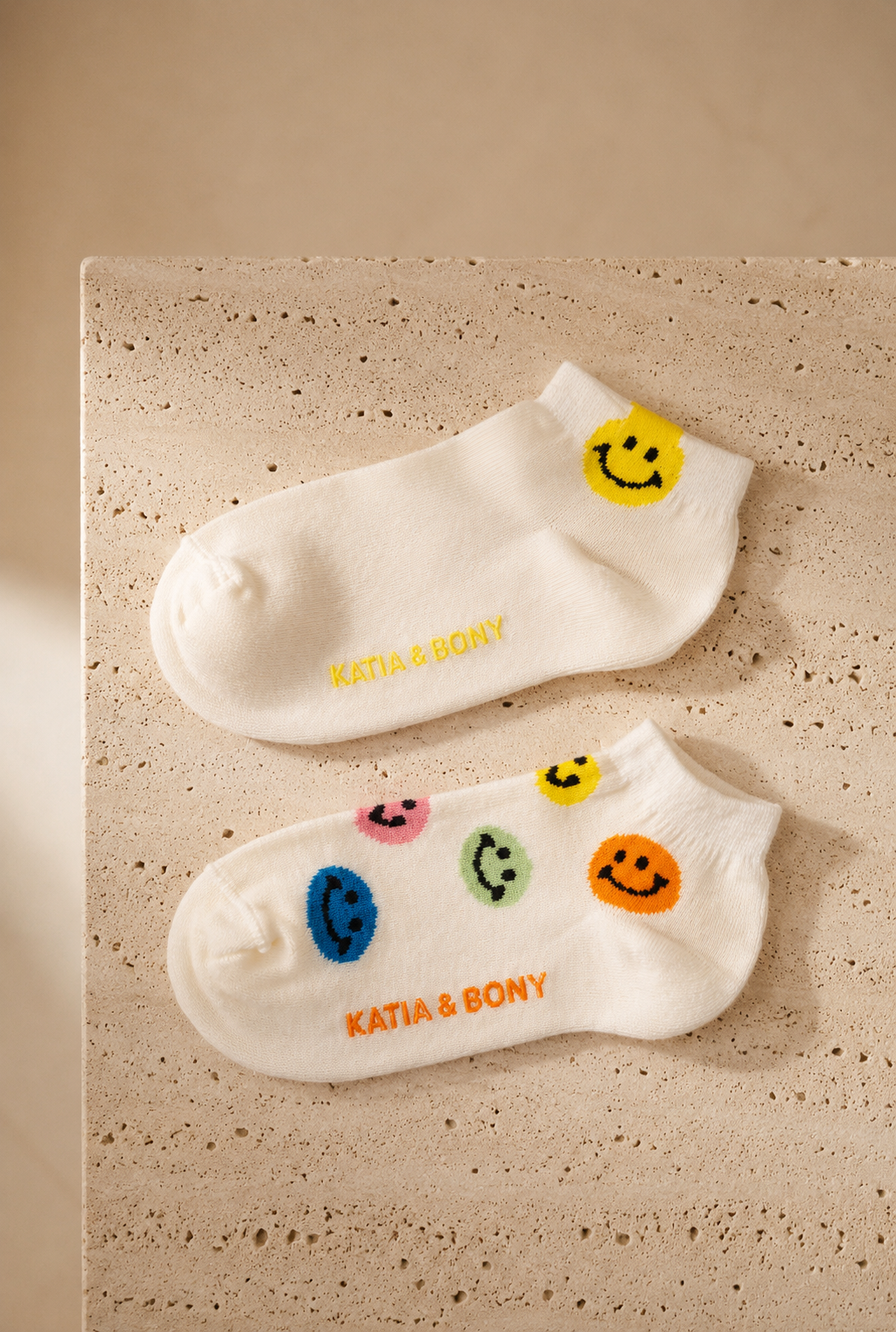 2PCK SMILING FACE CHILDREN'S STEP SOCKS MIX