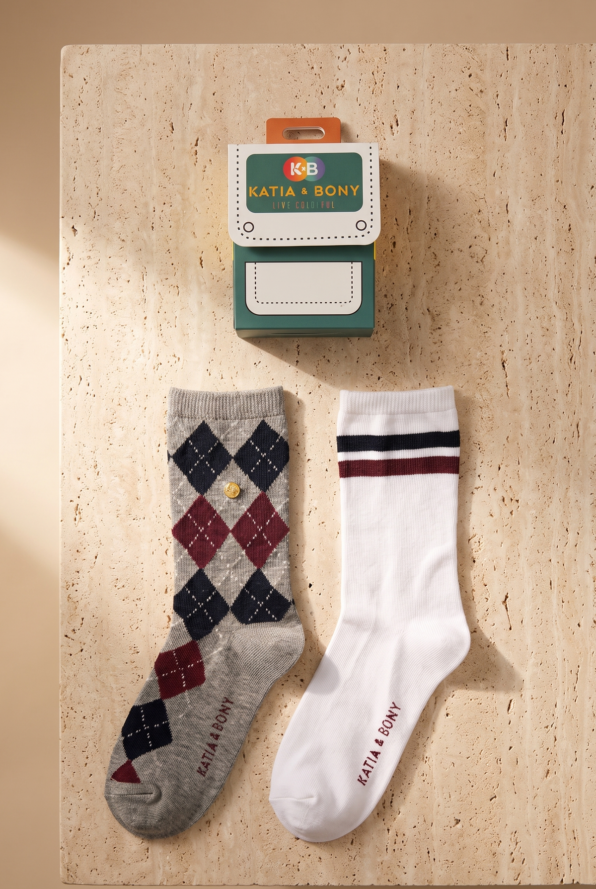 2PCK PLAID BOXED BOYS SOCKS WHITE-GREY