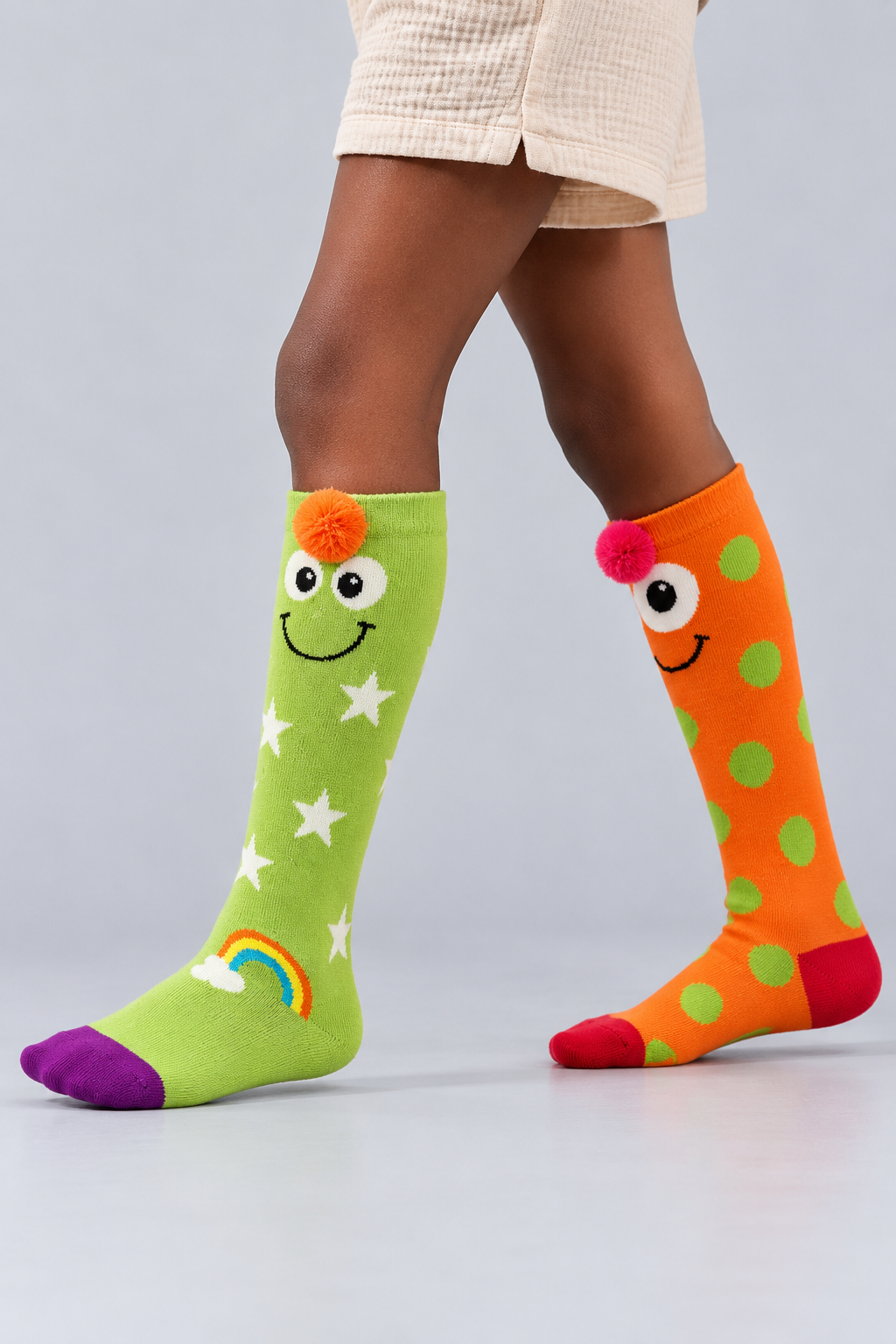 Children's Knee-High Socks with Eye Pattern and Accessories MIX