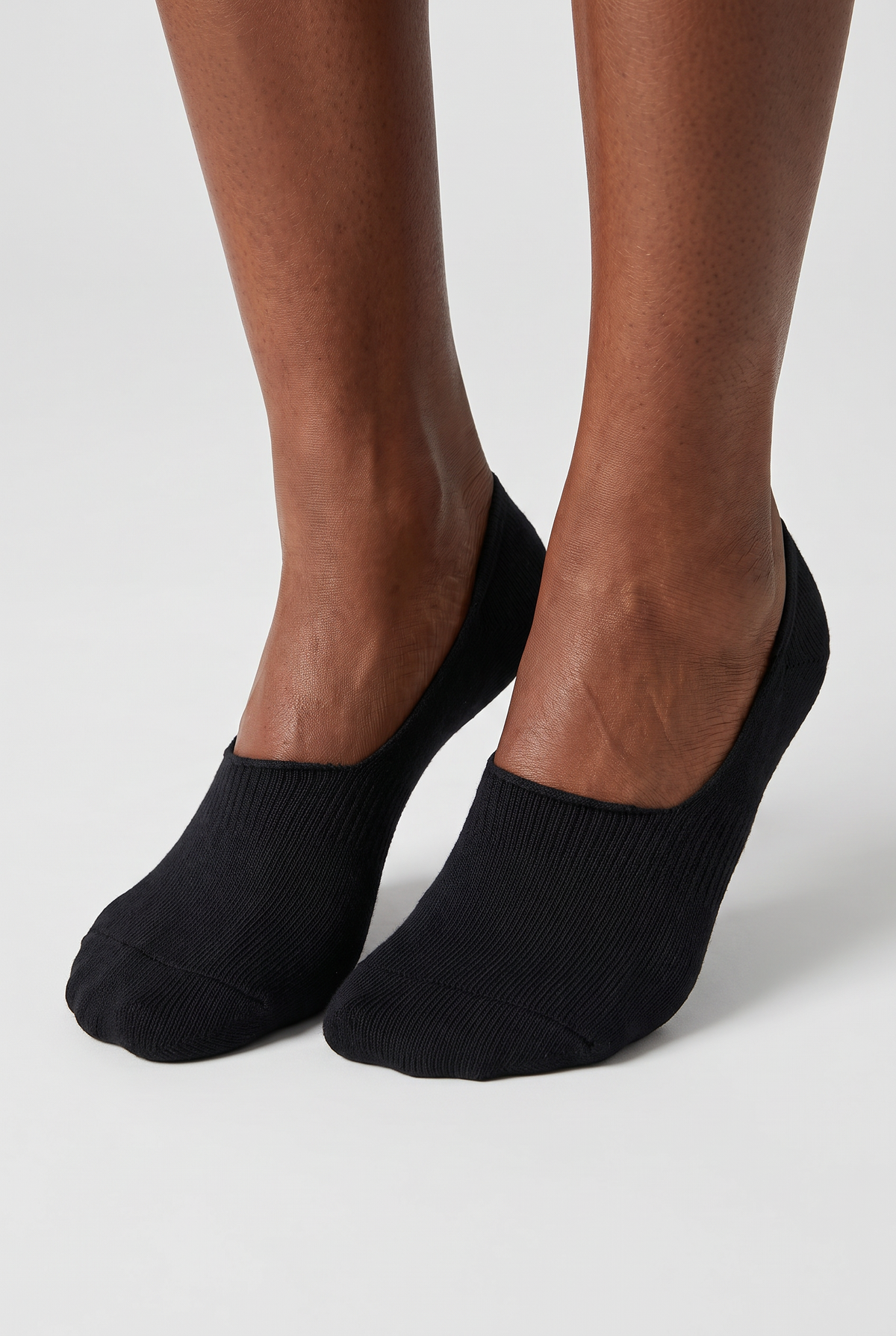 3PCK WOMEN BASIC INVISIBLE SOCKS BLACK