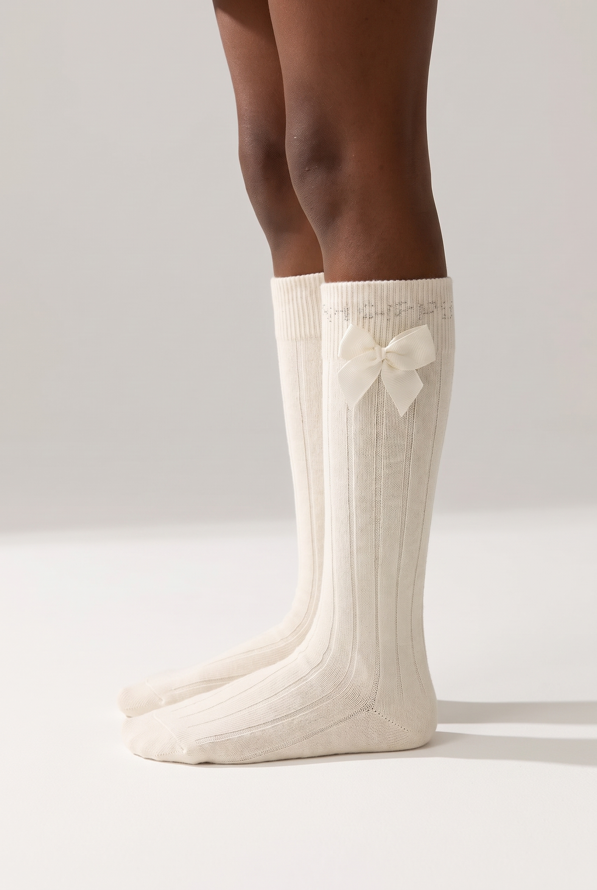 LETS PARTY KIDS KNEEHIGH SOCKS ECRU