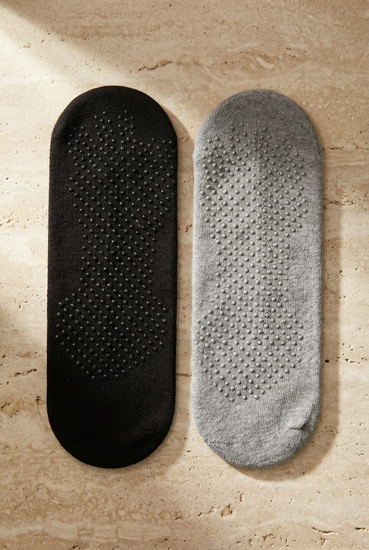 2PCK ASTA YOGA WOMEN SOCKS GREY MELANGE - BLACK