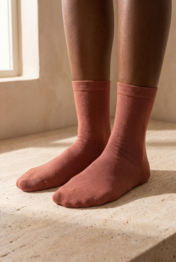 FAMILY WOMEN BASIC SOCKET SOCKS BROWN