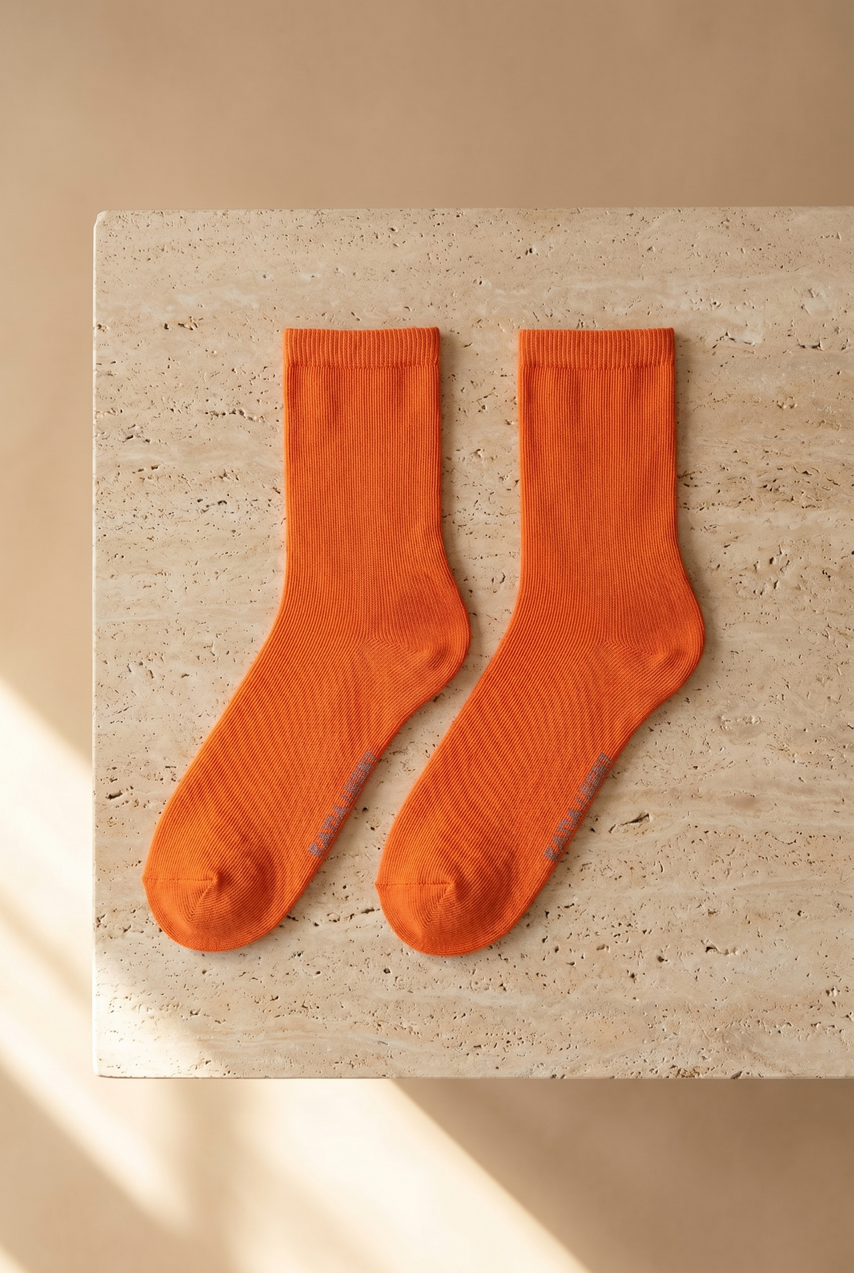FAMILY WOMEN BASIC SOCKET SOCKS ORANGE