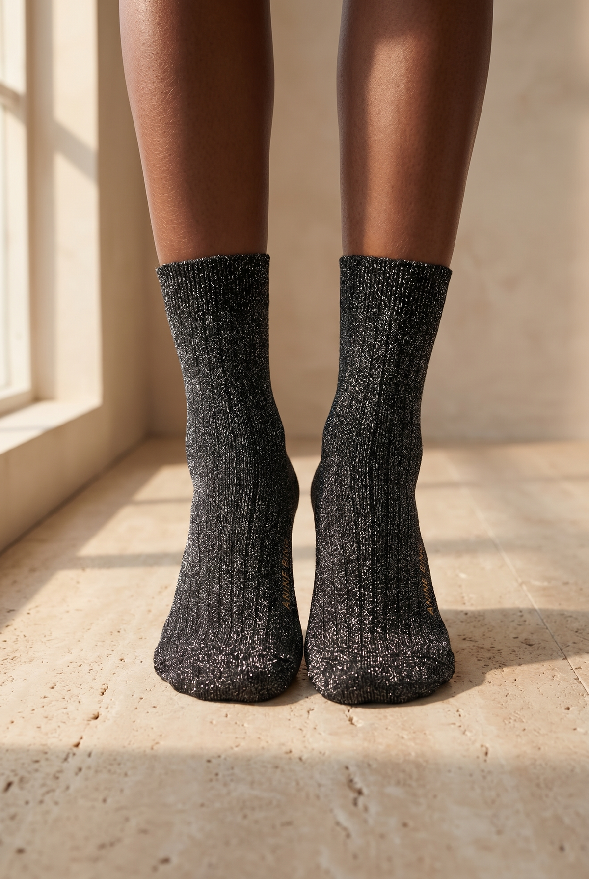 WOMEN SOCKET SOCKS BLACK