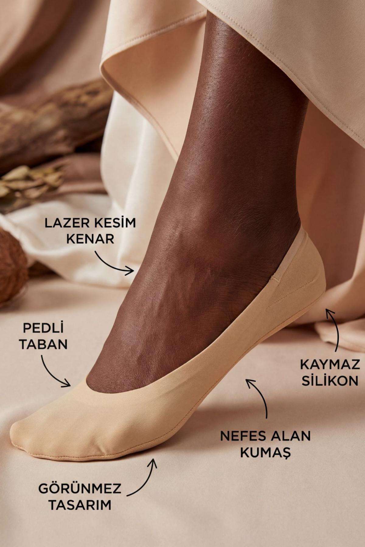 WOMEN'S INVISIBLE SOCKS WITH PADS NUDE
