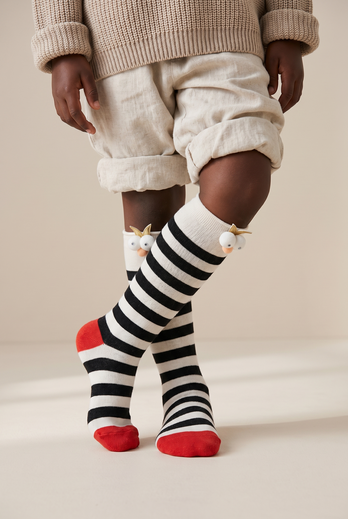 3D EYES GIRLS KNEEHIGH SOCKS ECRU
