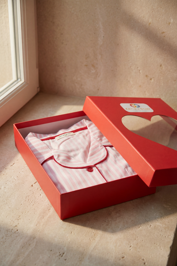 HEART BUTTONED GIRLS BOXED PYJAMAS SET PINK