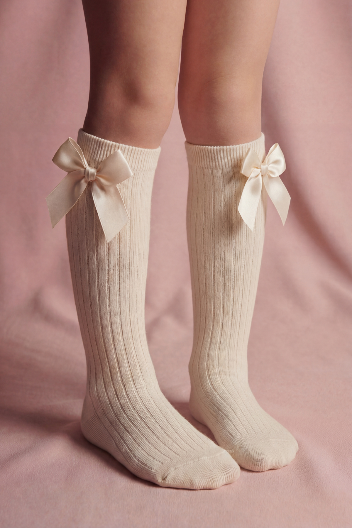RIBBON-WOVEN CHILDREN'S KNEE-HIGH SOCKS ECRU