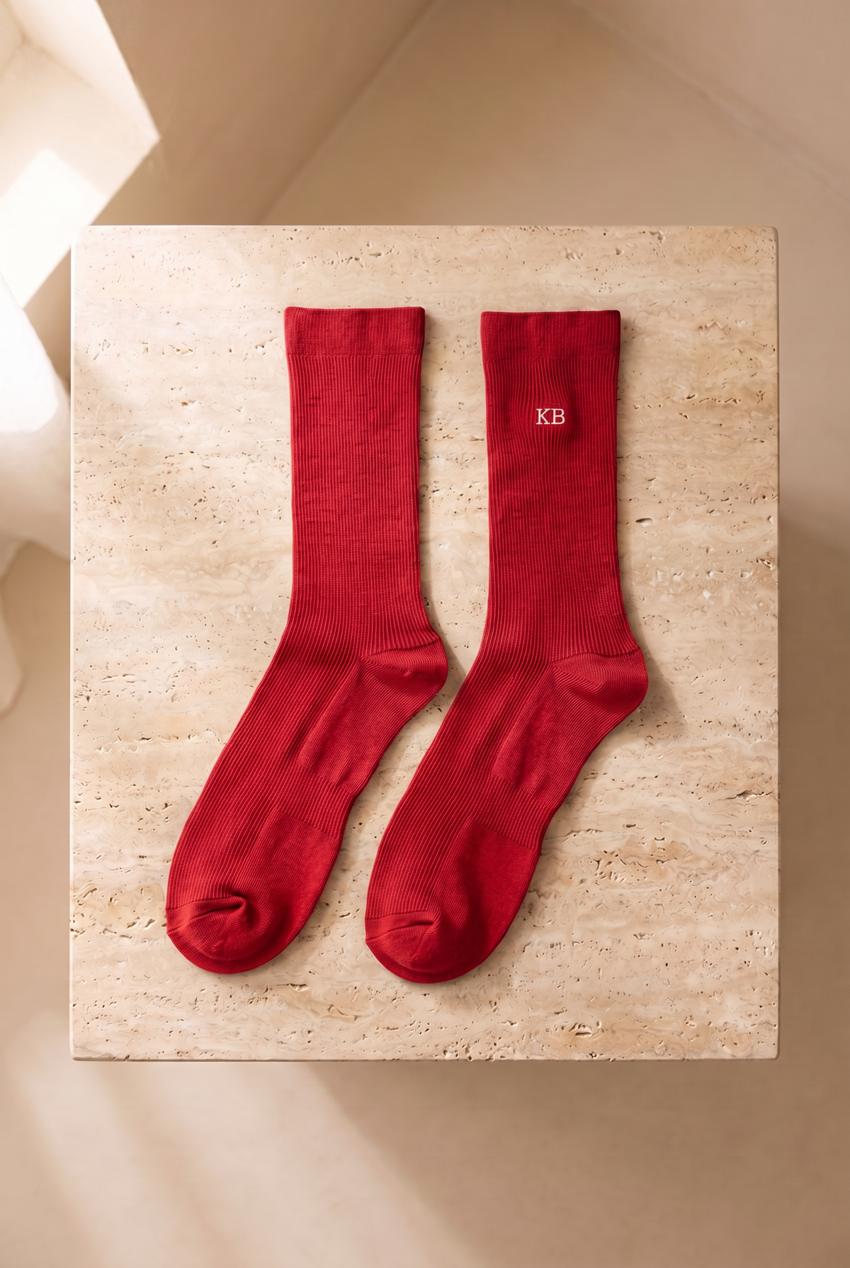 EMBROIDERED UNISEX ANKLE SOCKS RED