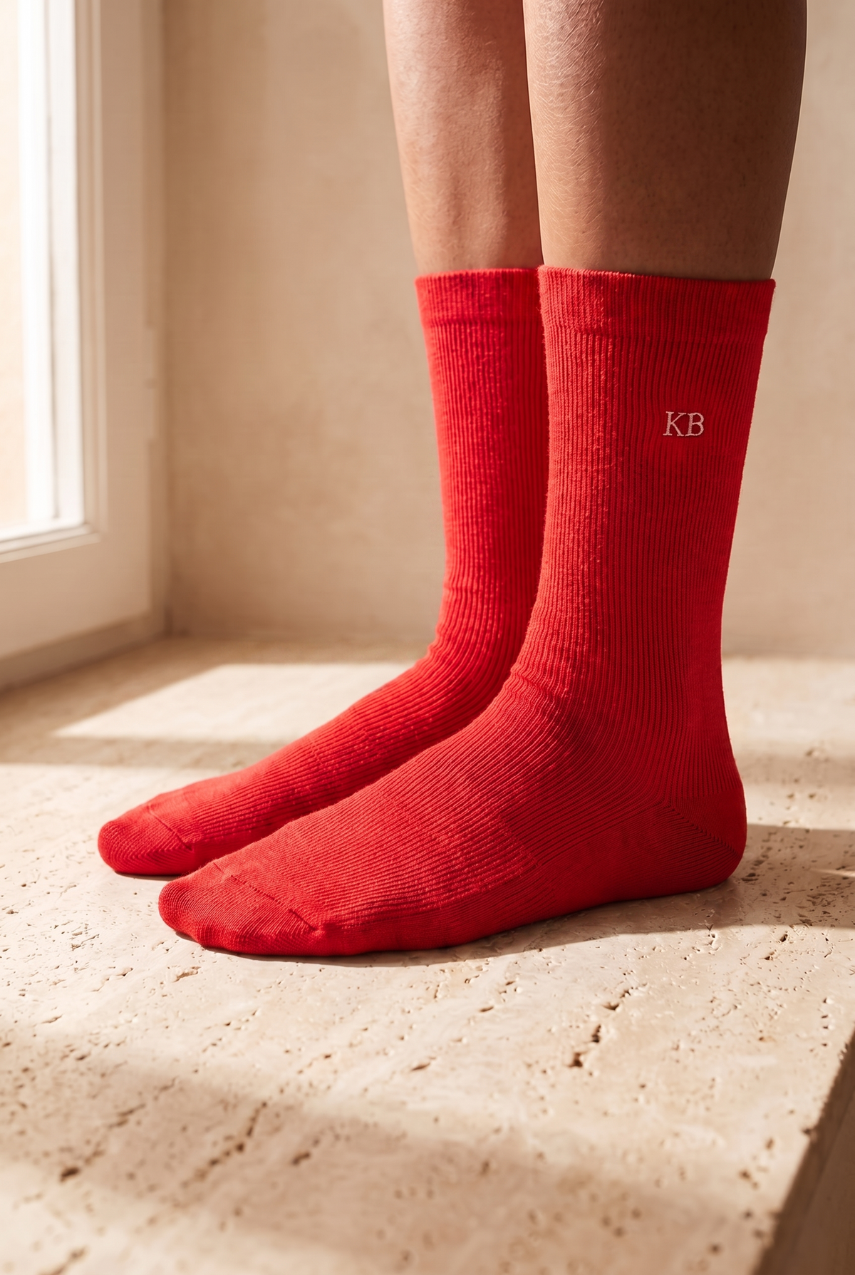 EMBROIDERED UNISEX ANKLE SOCKS RED