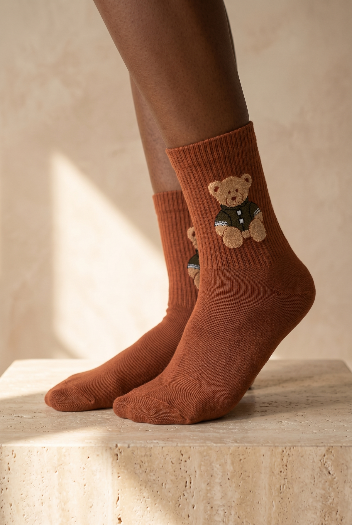 TEDDY PATTERNED UNISEX SOCKS BROWN
